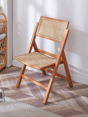 Emballage du courrier Chaises pliantes en rotin durables pour les mariages et les meubles de salle à manger