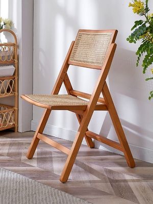 Emballage du courrier Chaises pliantes en rotin durables pour les mariages et les meubles de salle à manger