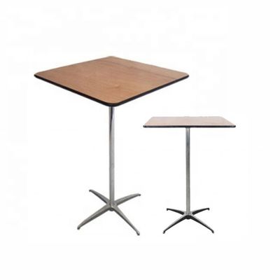 Couleur personnalisée Table ronde en bois carré avec cadre métallique pour cocktails de restaurant dans un design nordique moderne simple