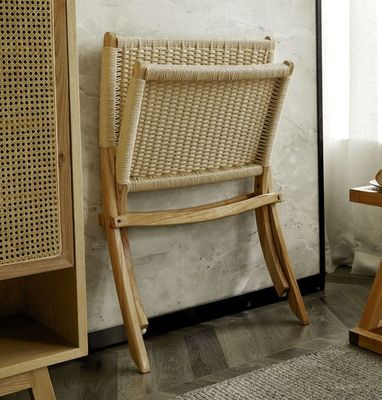 Élégance sans effort finition laquée Nordique classique tissée cordon en bois massif fauteuil de salon pliable pour salon
