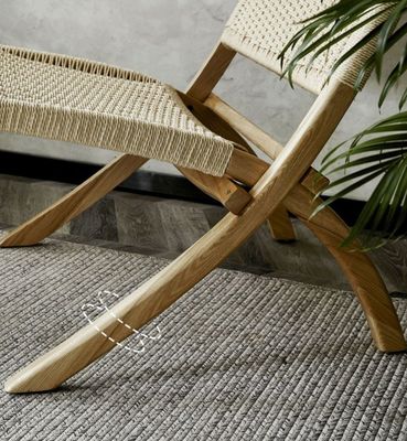 Élégance sans effort finition laquée Nordique classique tissée cordon en bois massif fauteuil de salon pliable pour salon