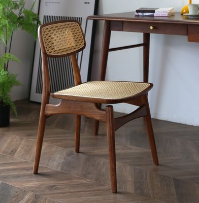 Meubles de salle à manger Vintage Hôtel de luxe Restaurant Rattan naturel en bois massif Chaise à manger pour événements