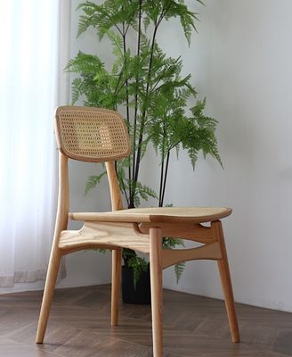 Meubles de salle à manger Vintage Hôtel de luxe Restaurant Rattan naturel en bois massif Chaise à manger pour événements