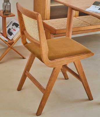 Accueil Meubles finition laquée Chaise à manger en bois massif avec coussinet et dossier en rotin naturel Pour les meubles de design moderne