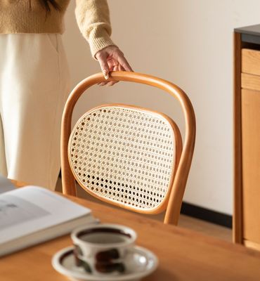 Chaise à manger en rotin naturel tissé et en bois massif avec service OEM accepté