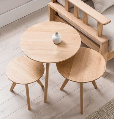 Table à café en bois massif de design moderne ronde pour le salon