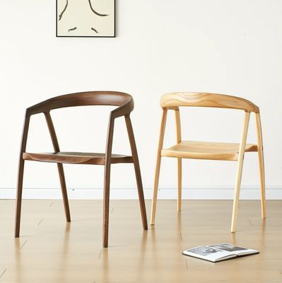 Conception de chaise à manger pour restaurant meubles d'hôtel en bois massif couleur noyer moderne taille W57*D53*H77CM