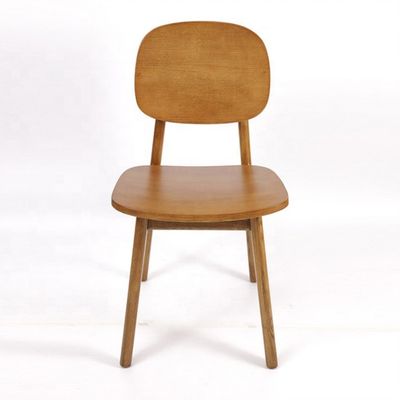 Chaise à manger en bois massif pliée pour hôtel restaurant Morden et sophistiqué