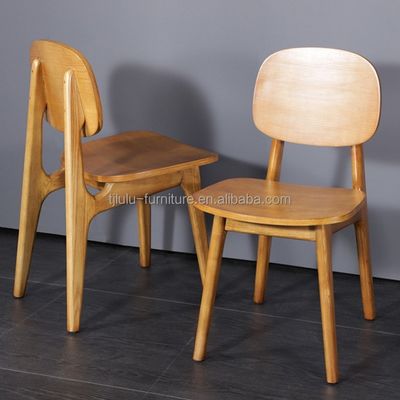 Chaise à manger en bois massif pliée pour hôtel restaurant Morden et sophistiqué