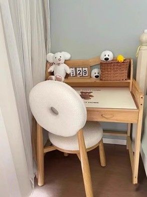 Meubles de salle à manger en bois massif Chair à beignets en laine d'agneau pour la cuisine moderne dans le design nordique dans les restaurants et les cafés