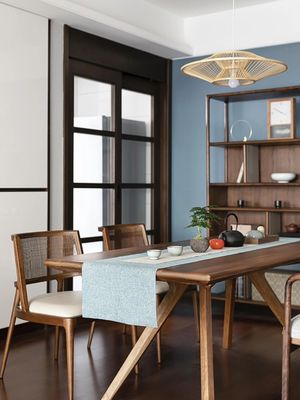 Cadre en bois d'Ashwood Design nordique Moderne en bois massif PU cuir rotin Salle à manger Chaise de restaurant 2023 pour les cafés et restaurants