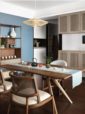 Cadre en bois d'Ashwood Design nordique Moderne en bois massif PU cuir rotin Salle à manger Chaise de restaurant 2023 pour les cafés et restaurants