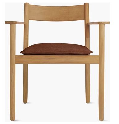 Chaise rembourrée en bois pour une cave à vin et une expérience gastronomique élégante