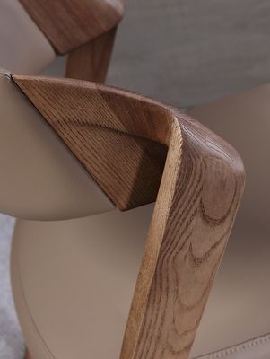 Meubles de salle à manger italien de luxe design moderne Chaise de café en bois Chaises empilées pour une cuisine sophistiquée