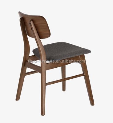Accueil Meubles en bois massif Chaises à manger aux couleurs personnalisées et siège en tissu rembourrée