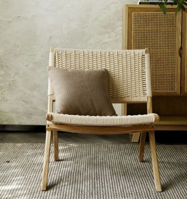 Meubles de salon d'hôtel de style nordique Chaise de loisirs en bois massif avec cordon tissé et design pliable