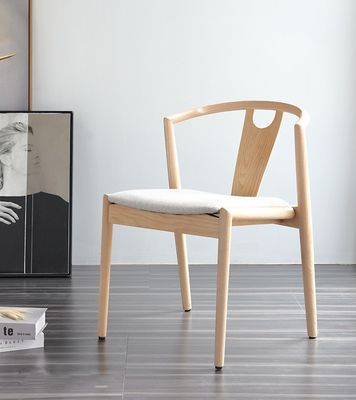 Emballage du courrier N Meubles de salle à manger Moderne en bois massif en PU cuir/tissu Chaise empilée pour le restaurant et le salon