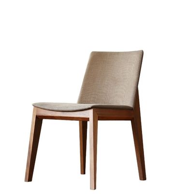 Table à manger en bois massif chaises avec finition en nitrolacque et design moderne pour salle à manger restaurant et hôtel