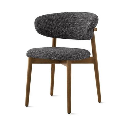 Chaise à manger en bois massif moderne nordique rembourrée avec finition en nitrolacque et chaises de restaurant en bois