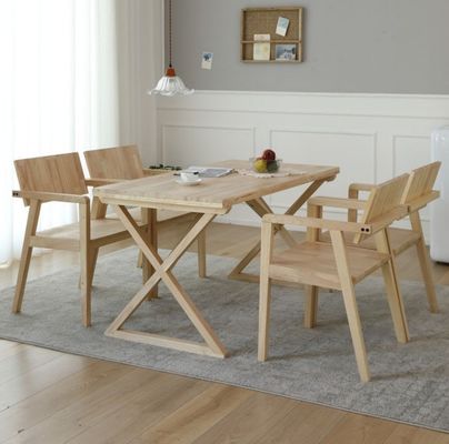 Chaise de restaurant en bois massif moderne de design japonais avec accoudoir et couverture en bois de caoutchouc