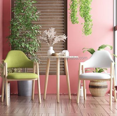 Chaise de salle à manger à cadre en bois Meubles de maison nordique Cuisine Siège en tissu rembourrée pour hôtel Restaurant et maison