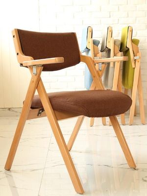 Chaise pliable en tissu bois de chêne en métal chaises de salle à manger pliantes pour les événements W50*D60*H82CM Meubles de salle à manger