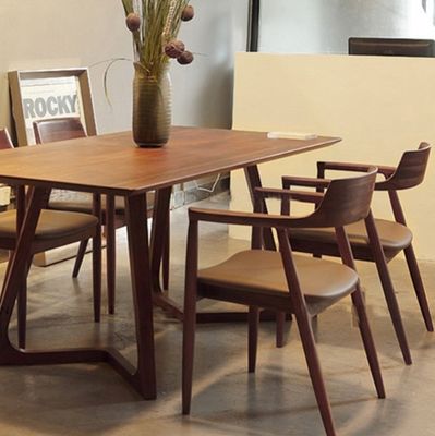 Accueil Meubles Généraux Restaurant en bois massif Chaises à manger au design moderne de luxe et en cuir PU