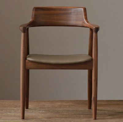 Accueil Meubles Généraux Restaurant en bois massif Chaises à manger au design moderne de luxe et en cuir PU