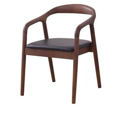 Chaise en bois en cuir en poudre moderne Pour le salon de l' hôtel Meubles de salle à manger Chaises de salle à manger en bois massif Chaise de salle à manger spécifique
