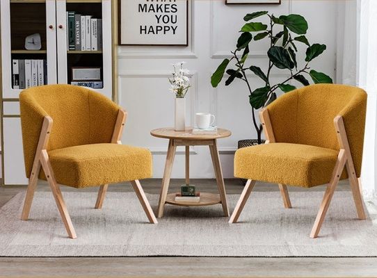 Appartement Meubles de salon Chaise en bois nordique moderne avec laine d'agneau de velours et canapé en bois dans le design de l'hôtel