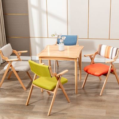 Morden classique nordique en bois pliable Arm de loisirs Chaise à manger fonction Salle à manger W45cm*D51cm*H83cm pour le salon