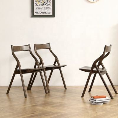 Chaise de restaurant en bois de luxe de style moderne avec des conceptions et des matériaux acceptables pour le client