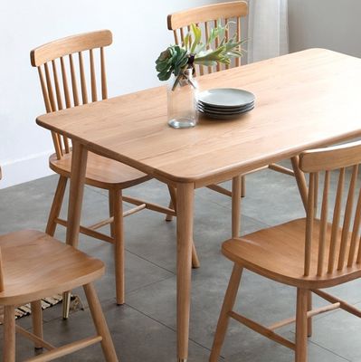 Sturdy style moderne design simple couleur de noyer américain Table à manger en bois massif