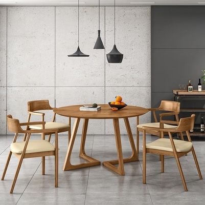 Table à manger en bois massif de style nordique avec design et meubles de salle à manger