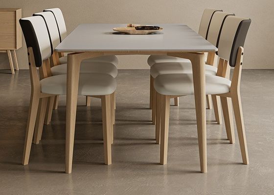 Chaises de salle à manger de l'hôtel W47*D48*H86CM Morden Nordic PU Chaise en cuir en bois pour meubles de salle à manger rembourrée