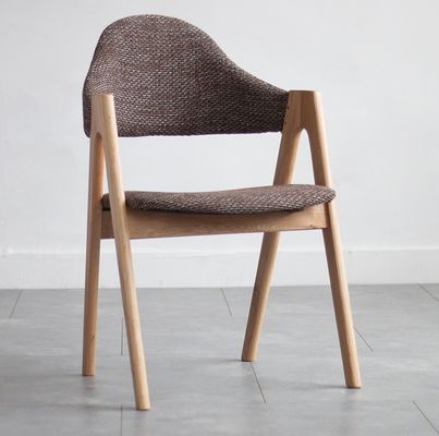 Emballage du courrier Artiste de tissu de style nordique maison loisirs Chaise à manger en bois massif avec cadre en bois de caoutchouc