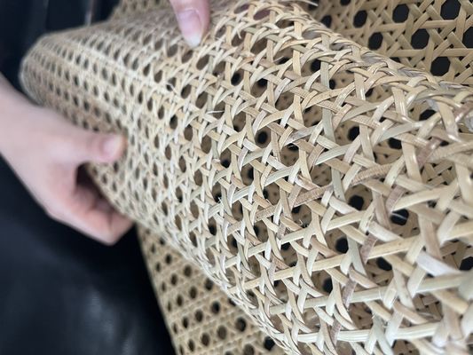 Tissu en cuir PU en bois massif résistant et polyvalent Préparation en rotin en plastique naturel avec finition nitrolacque