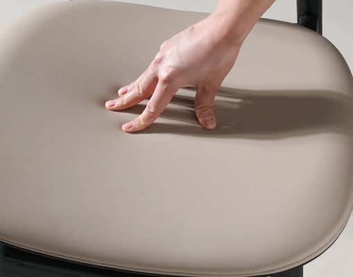 Tissu en cuir PU en bois massif résistant et polyvalent Préparation en rotin en plastique naturel avec finition nitrolacque