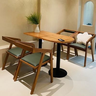 Table à manger moderne de style simple pour bâtiment de bureaux Table de restaurant en bois massif