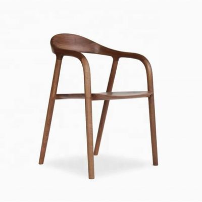 Appuie-bras en bois massif moderne français Chaise à manger en bois dans l'emballage du courrier pour meubles de salon de luxe