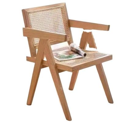 Chaise à manger en rotin moderne avec cadre en bois massif en noyer naturel