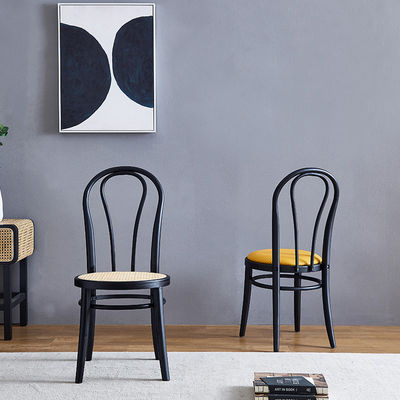 Design personnalisé tissé en rotin naturel en bois massif Chaise à manger Meubles pour les restaurants modernes