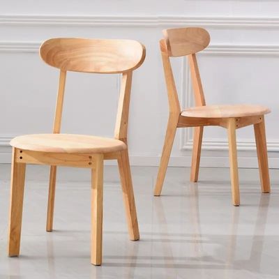 Tableaux et chaises de restaurant en bois massif personnalisés à prix réduit