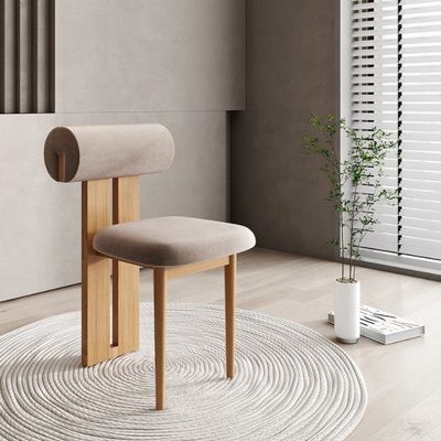 NC/PU Finition de peinture en bois massif en velours blanc en tissu tapissé Chaise de salle à manger Nordique Chaises de café