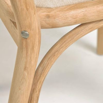 Meubles de salle à manger Chaise à manger en lin blanc avec coussinet et dossier incurvé Couleur noyer en bois en couleur personnalisée