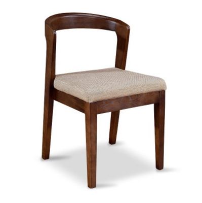 Chaise de salle à manger en cuir en bois massif en PU de design nordique moderne avec finition en nitrolacque et emballage du courrier