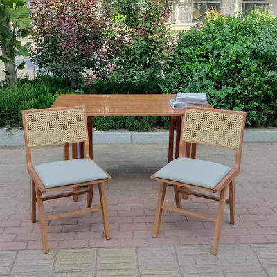 Chaise à manger pour les cafés et les restaurants 2023 en bois massif en cuir PU de style nordique Design moderne