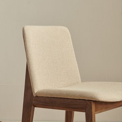 Design moderne cadre en bois de chaume italien classique luxueux chaise de bois pour le salon sophistication