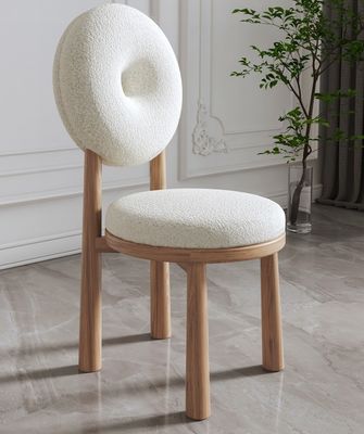 Chambre de séjour et hôtel Siège souple en laine d'agneau en bois Chaise de salle à manger W47*D48*H79CM avec design moderne