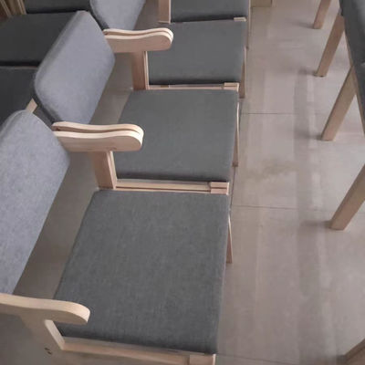 Chaises de restaurant en cuir PU en bois massif moderne pour salle à manger d'échantillon dans le mobilier général de la maison